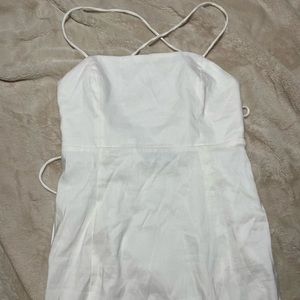 Cross tie white dress